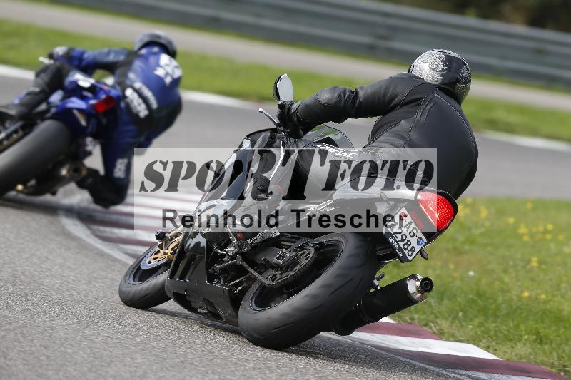 /53 16.09.2025 Track Day Domi Aegerter ADR/Gruppe gruen/44